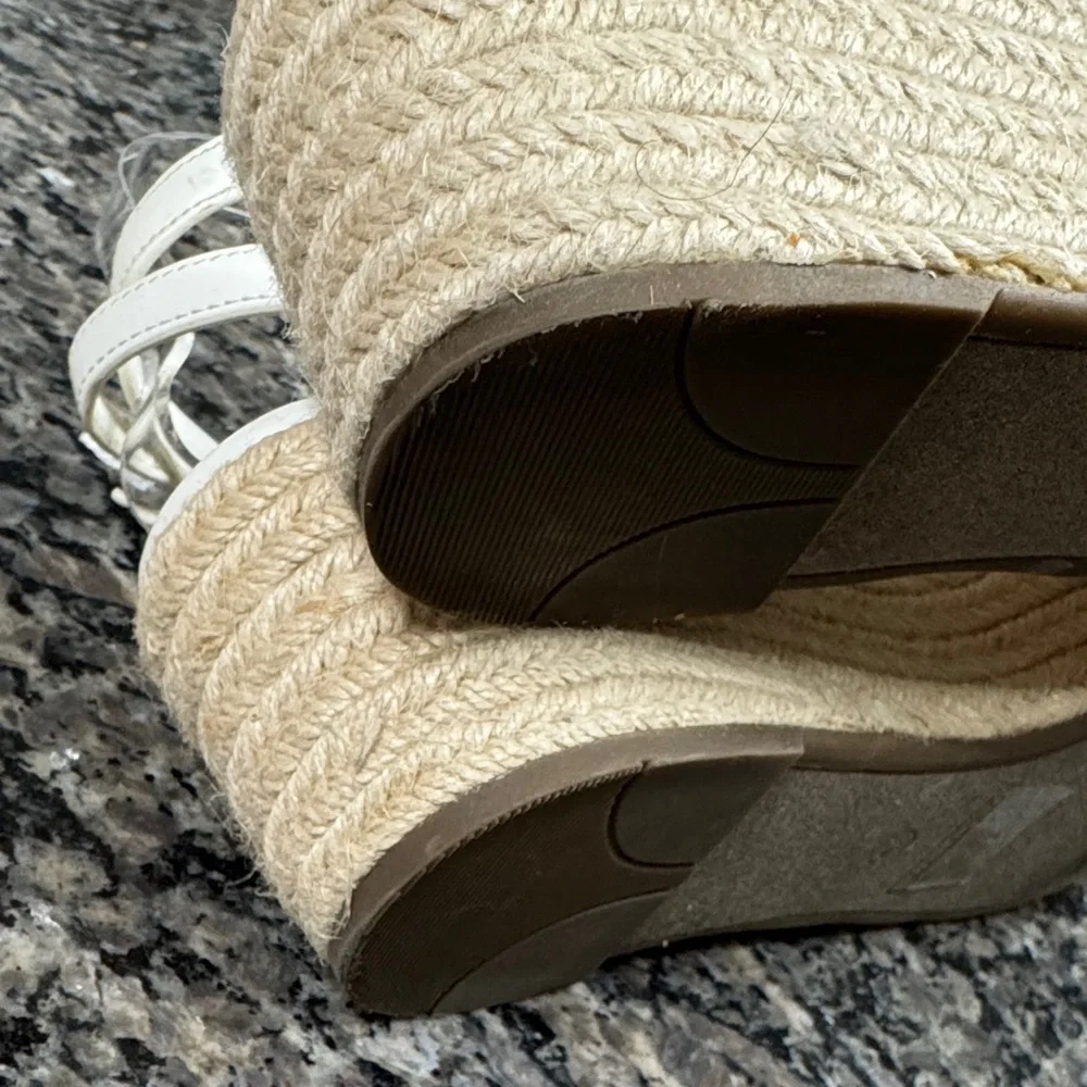 Marc Fisher White platform Espadrilles EUC 10 - Picture 11 of 15